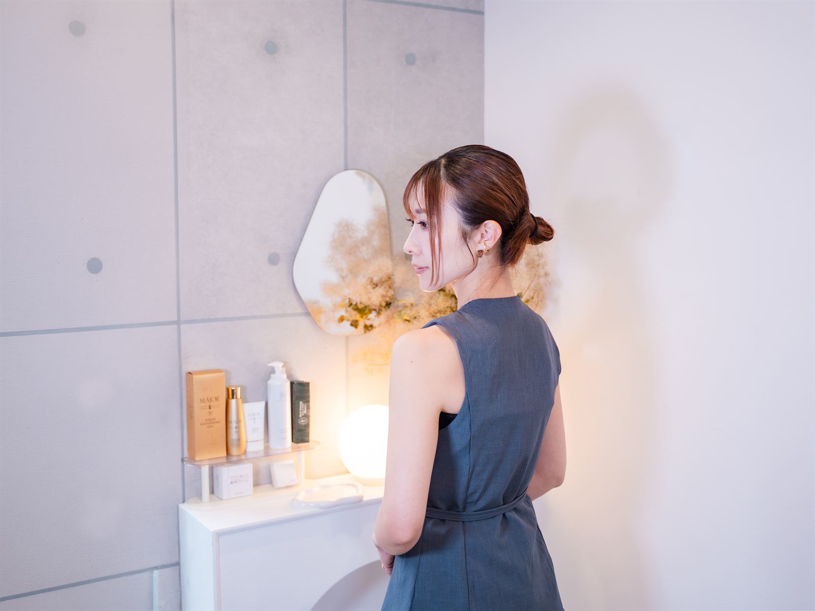 HBL BEAUTY アイブロウスタイリングマスカラ
